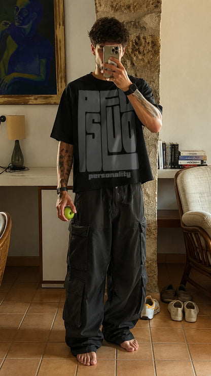 PSEUDO PERSONALITY oversized T-shirt - Black